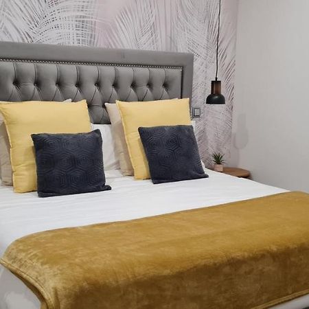 Apartamentos Cava Baja Madrid Exteriör bild