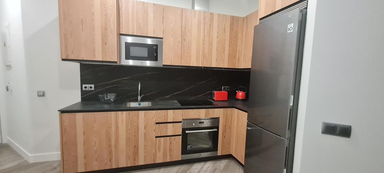 Apartamentos Cava Baja Madrid Exteriör bild