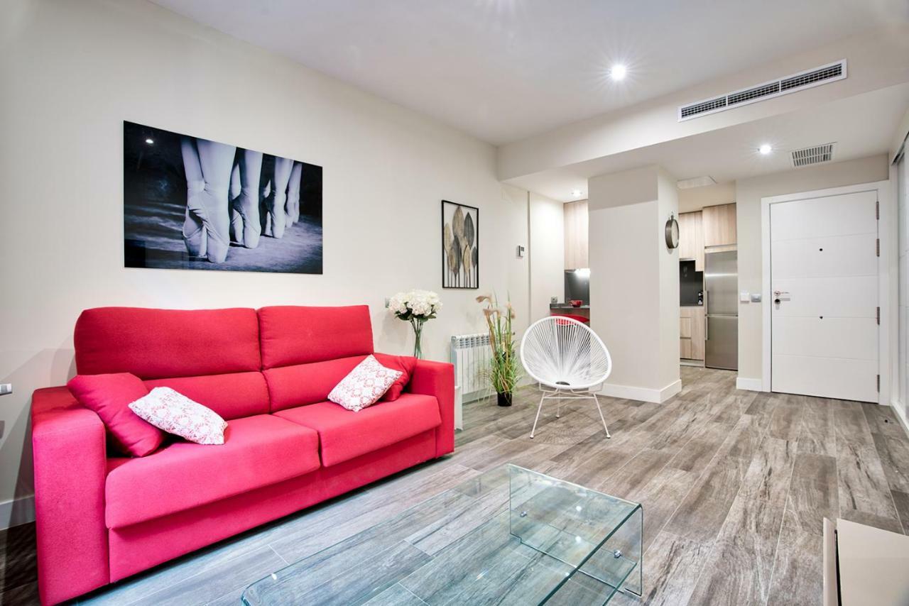 Apartamentos Cava Baja Madrid Exteriör bild