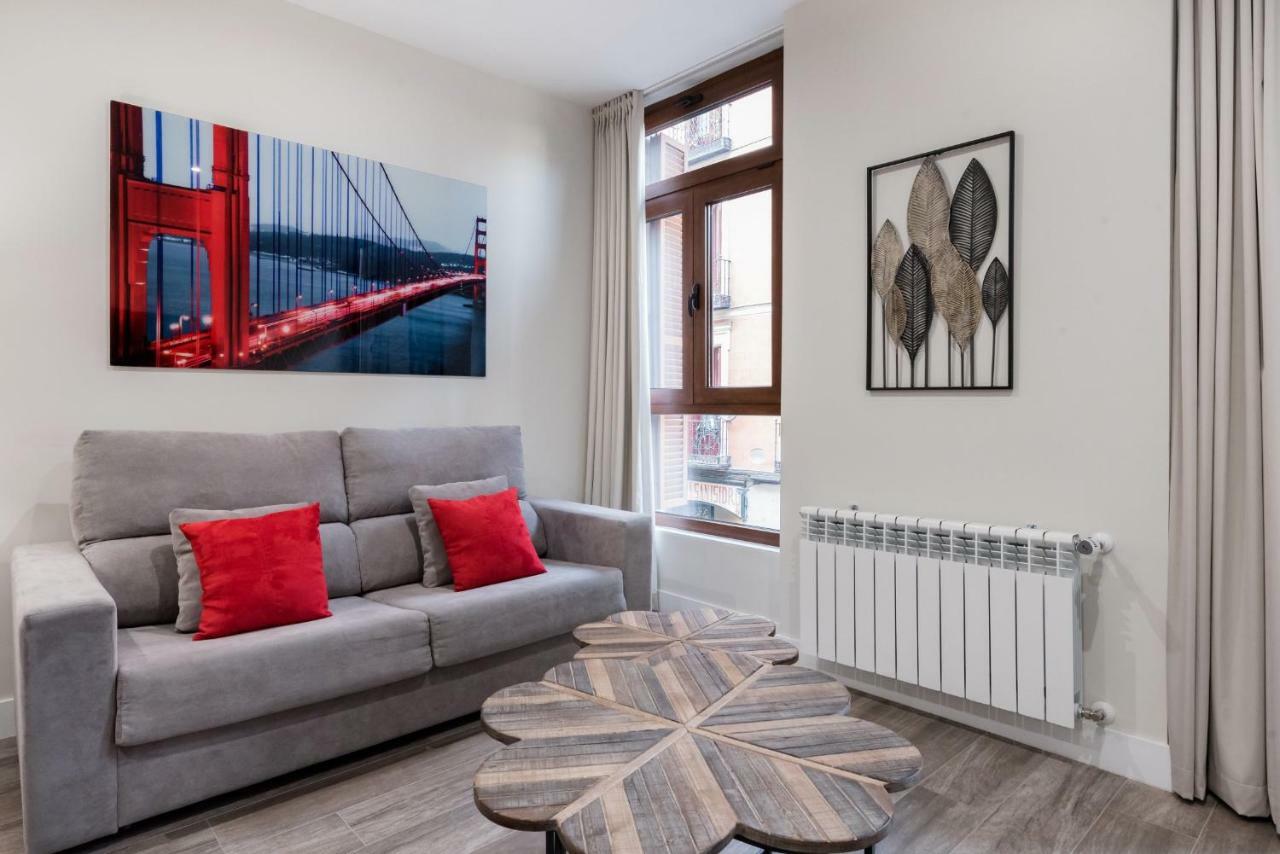 Apartamentos Cava Baja Madrid Exteriör bild