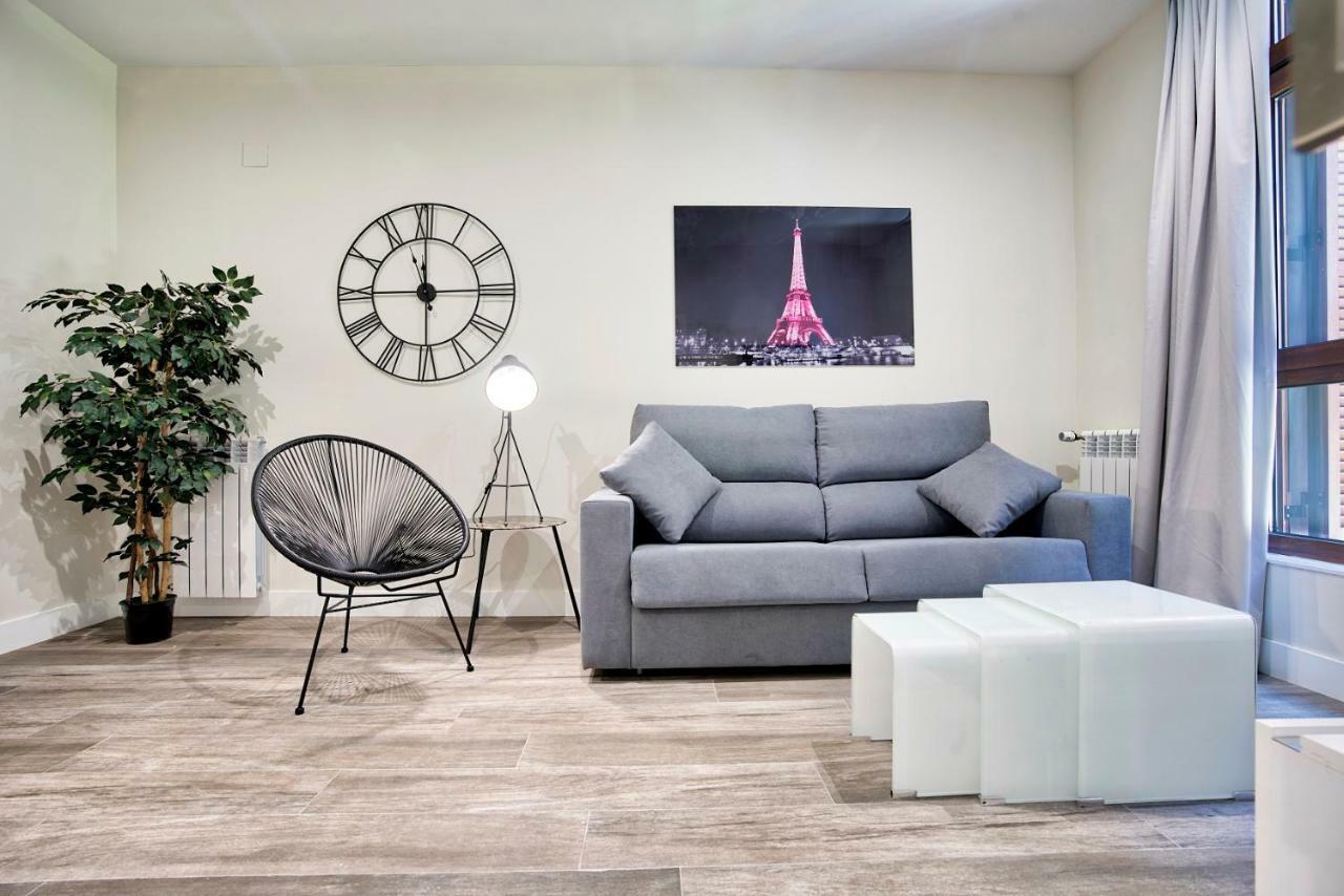 Apartamentos Cava Baja Madrid Exteriör bild